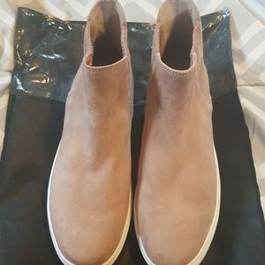 Steve Madden Dain style suede sneakers